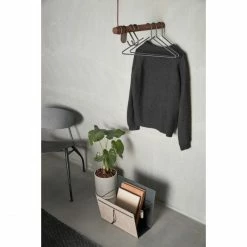 Lind DNA Wall Swing Oak Garderobe - Länge 50 Cm - Smoked/brown 7 Lind DNA Wall Swing Oak Garderobe - Länge 50 Cm - Smoked/brown -qeeboo shop unnamed file 1018