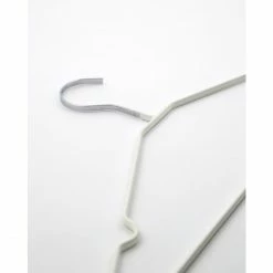 ByNORD Nordre Kleiderbügel 3er-Set - 3 Bügel à 40x20 Cm - Snow 7 ByNORD Nordre Kleiderbügel 3er-Set - 3 Bügel à 40x20 Cm - Snow -qeeboo shop unnamed file 1042