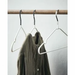 ByNORD Nordre Kleiderbügel 3er-Set - 3 Bügel à 40x20 Cm - Snow 9 ByNORD Nordre Kleiderbügel 3er-Set - 3 Bügel à 40x20 Cm - Snow -qeeboo shop unnamed file 1044