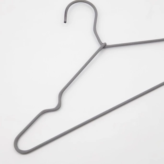 House Doctor Wire Kleiderbügel 3er-Set - 40,2x20,8 Cm - Hellgrau 2 House Doctor Wire Kleiderbügel 3er-Set - 40,2x20,8 Cm - Hellgrau – Bild 2