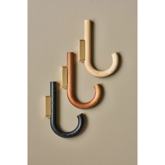 Gejst Design Gejst Hook Garderobenhaken - 2x12,8x19 Cm - Walnut/brass 3 Gejst Design Gejst Hook Garderobenhaken - 2x12,8x19 Cm - Walnut/brass – Bild 3