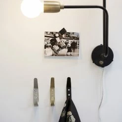 House Doctor Forged Wandhaken - Höhe 12 Cm - Messing -qeeboo shop unnamed file 249