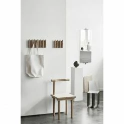Kristina Dam Studio Column Wandgarderobe - 21x5,5x18 Cm - Oak -qeeboo shop unnamed file 486