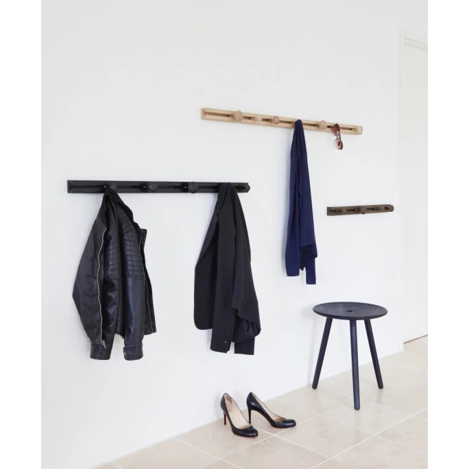 Applicata TRACK COAT RACK Garderobenleiste - Groß - Breite 90 Cm - Stained Oak - Eiche Gebeizt 2 Applicata TRACK COAT RACK Garderobenleiste - Groß - Breite 90 Cm - Stained Oak - Eiche Gebeizt – Bild 2